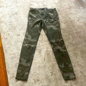 Zara jeans - never worn